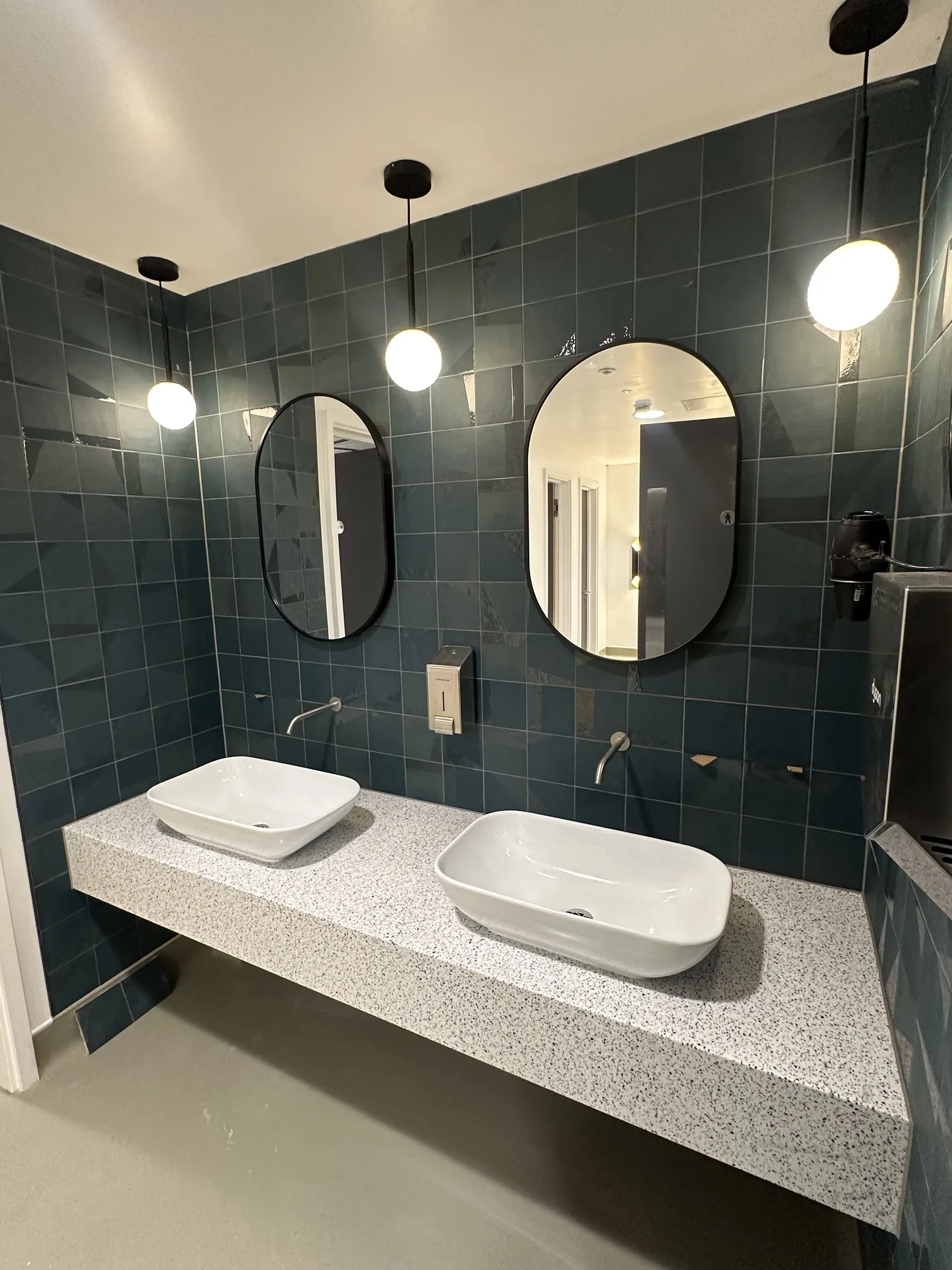 Bathroom & Wet Room Sealing